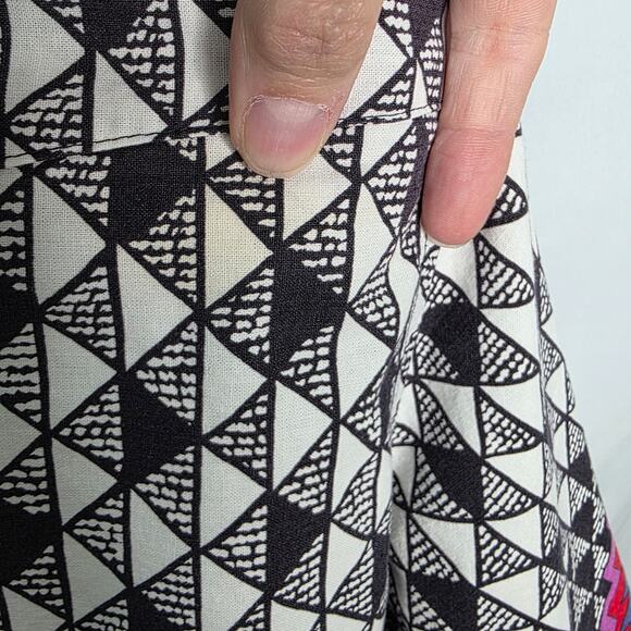 Vintage Wrangler Cowboy Cut Black & White Aztec Button Front Shirt 16 1/2- 34 - Picture 15 of 16